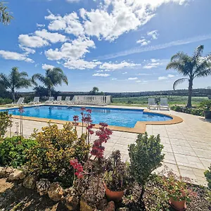 https://quinta-dos-bravos-by-bedzy.hotelaalgarve.com